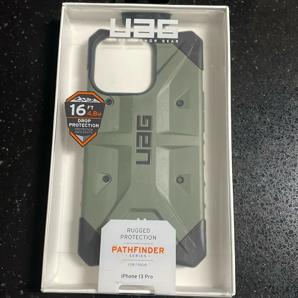 IPhone 13 Pro Urban Armor Gear Case